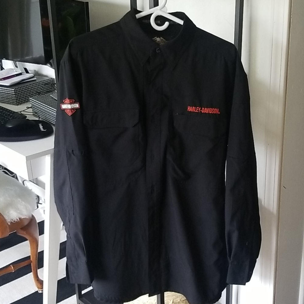 Harley Davidson Men's L Performance Vented Shirt